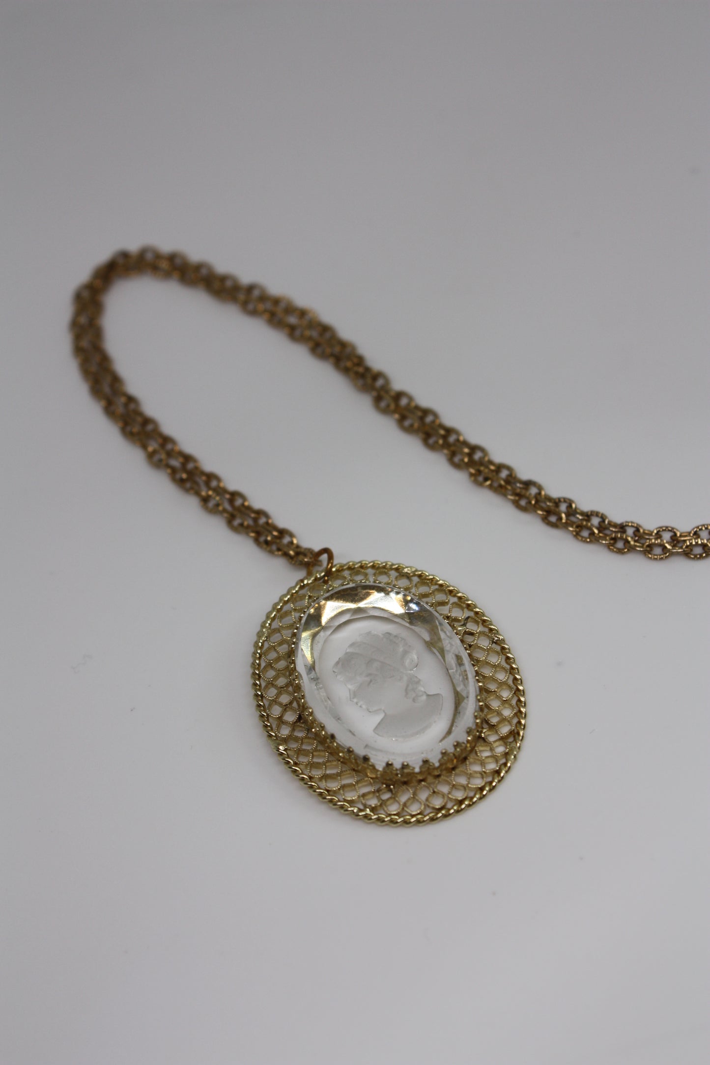 Vault Cameo
