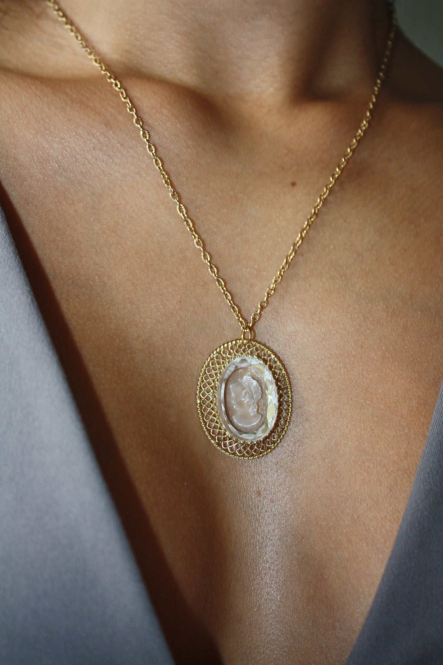 Vault Cameo